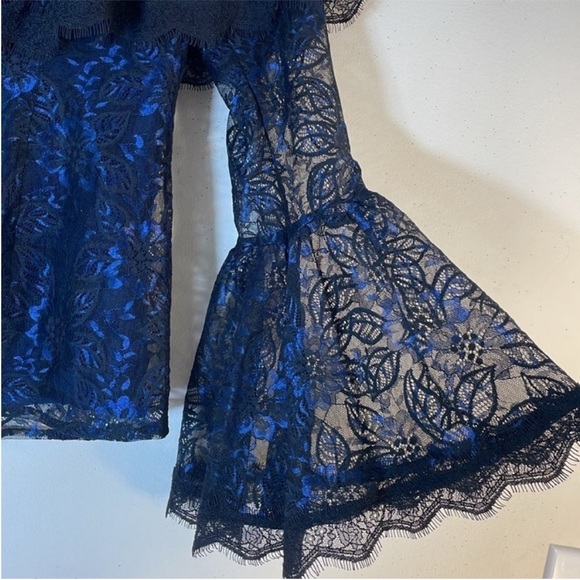 WHBM Floral Lace Off-Shoulder Bell Sleeve Blouse. 0. NWT. $110! - Picture 14 of 14